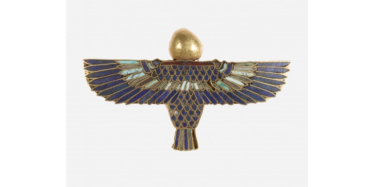 Les Sumériens, les Egyptiens, et le Lapis Lazuli.